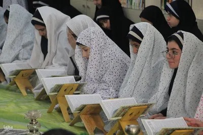 کرسی تلاوت دانش‌آموزی در ملایر