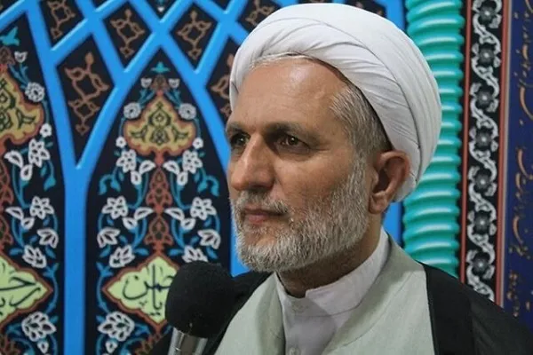 وحدت در جامعه خنثی‌کننده نقش شوم دشمنان است