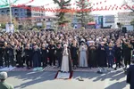 نماز باشکوه عید سعید فطر به امامت آیت الله محمدی لائینی  در ساری