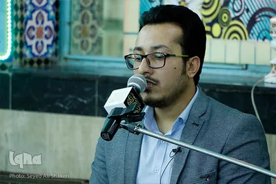 وحید خزایی