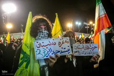 شام شهادت امام صادق(ع) و بیعت با رهبر در میدان انقلاب