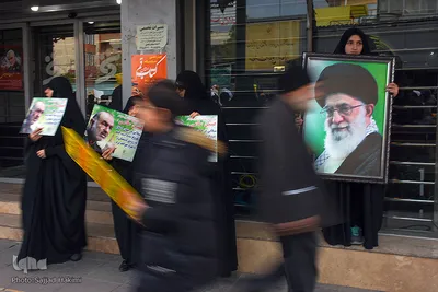 راهپیمایی مردم قم در حمایت از اقتدار نظام اسلامی وسپاه