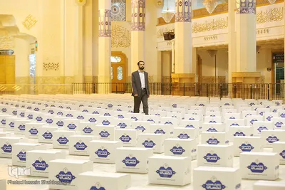 همدلی و احسان در شب ولادت کریم اهل بیت