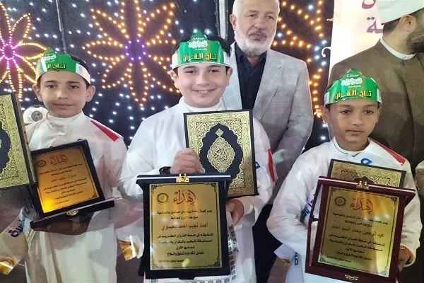 تكريم 1250 حافظاً لكتاب الله من قرية 