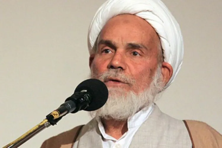 روحیه خداباوری را در جوانان تقویت كنیم/ ائمه جماعات نباید جناحی باشند