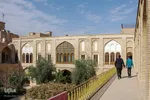 مدرسه تاریخی قدیمی و همچنان پابرجای علمیه خان یزد