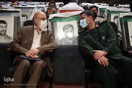 سردار سید قاسم قریشی، جانشین سازمان بسیج مستضعفین و مهدی چمران، رئیس شورای اسلامی شهر تهران