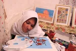 قلم بر لب، نقش زندگی می‌زند
