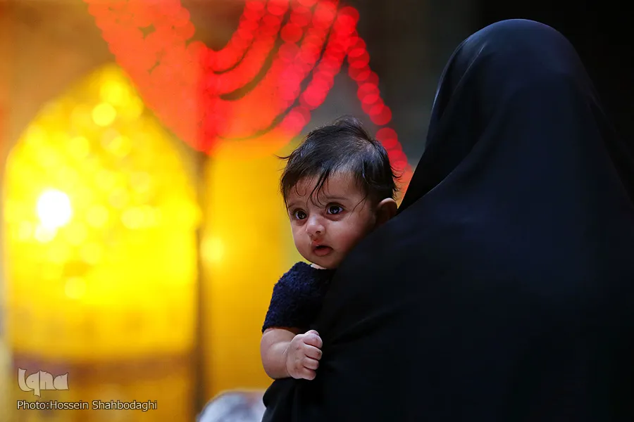 آخر ليلة جمعة من شهر صفر في مرقد الإمام علي(ع)