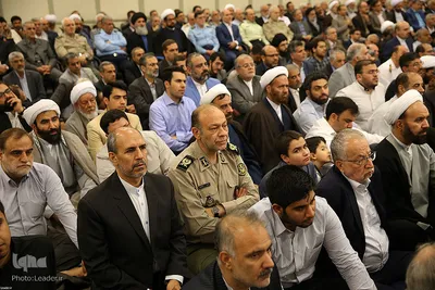 دیدار مسئولان نظام و سفرای کشورهای اسلامی با رهبر انقلاب