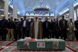 استقبال از پیکر شهید مدافع امنیت در حرم مطهر شاهچراغ(ع)