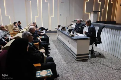 جلسه تفسیر قرآن ویژه مدیران اجرایی آذربایجان‌شرقی