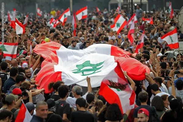 نقش ولیعهد عربستان سعودی در تحریک معترضان لبنانی