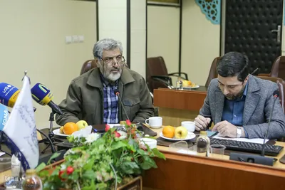 نشست هم‌اندیشی اعضای ستاد راهبری حفظ قرآن با استادان دانشگاهی