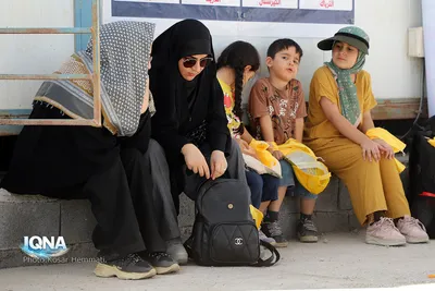 عبور نخستین کاروان‌های زائران اربعین از مرز سومار
