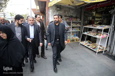 کتاب‌گردی سیدرضا صالحی‌امیری، وزیر فرهنگ و ارشاد اسلامی