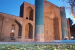 یک شب سرد پاییزی در پارک شیخ شهاب‌الدین اهری