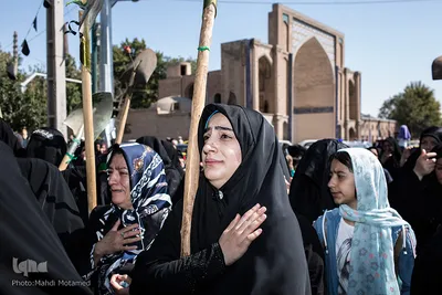 تشییع نمادین شهدای کربلا توسط قوم بنی اسد در قزوین⁩