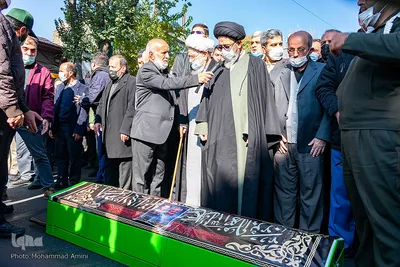 مراسم تشییع حاج بیوک آسایش مداح اهل‌بیت(ع) و رزمنده دوران دفاع مقدس‎‎