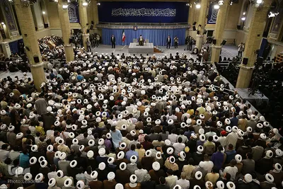 دیدار طلاب حوزه‌های علمیه با رهبر انقلاب