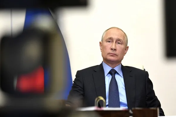 Путин призвал мусульман отметить Ураза-байрам дома