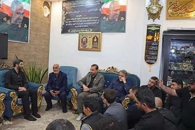 دیدار نماینده مقام معظم رهبری با خانواده سردار شهید یعقوب خادمی