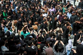 مراسم نخل گردانی در یزد
