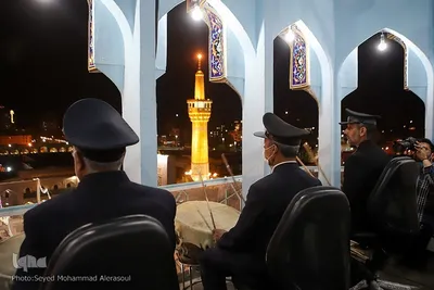 نقاره‌زنی سحرگاهی در حرم رضوی