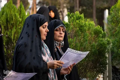 برگزاری مراسم نیایش در گلستان شهدای اصفهان به نیت پیروزی مقاومت فلسطین