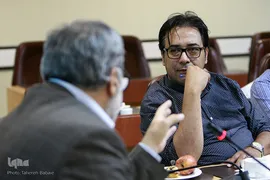 نقد و بررسی کتاب نگرشی منظومه‌ای و دیالکتیکی به سینما
