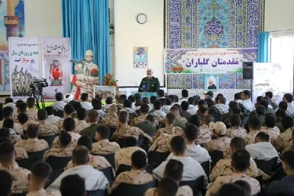 بزرگداشت روز سرباز در چهارمحال‌وبختیاری + عکس