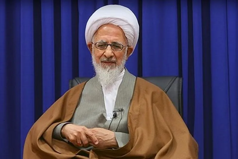 جمع «فتوحات» و «جواهر» کار رادمرد فحلی چون امام(ره) است