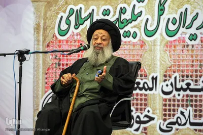 آیت الله موسوی جزایری زعیم حوزه‌های علمیه خوزستان 