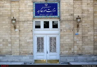 احضار کاردار سفارت سوئد در تهران به وزارت خارجه