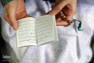 مراسم جزء خوانی قرآن کریم در حرم امام زاده حسن (ع)
