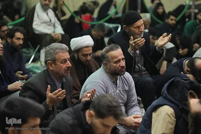 قرائت مناجات شعبانیه در حرم حضرت معصومه(س)