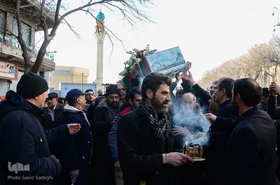 تشییع ۲ شهید تازه شناسایی شده دفاع مقدس در تبریز
