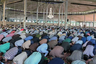 اقامه نماز عید سعید فطر - اراک/عکاس:طاها نظیری