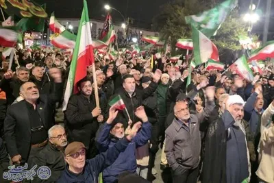 چهل و سومین شب اجتماع مردم انقلابی بابلسر در میدان شهدا