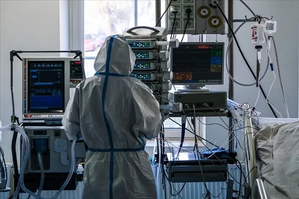 ABD'de Kovid-19'dan ölenlerin sayısı 325 bine yaklaştı