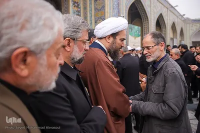 تشییع پیکر آیت‌الله امامی کاشانی در حرم مطهر رضوی