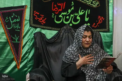 خانم ثریا زمانی از سال ۷۲ که از امام رضا(ع) شفا گرفته است با برگزاری مراسم عزاداری رسم ارادت به حضرتش را ادا می‌کند.
