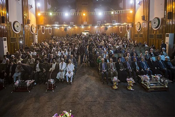 إزاحة الستار عن التفسير المنهجی للقرآن في جامعة الكوفة