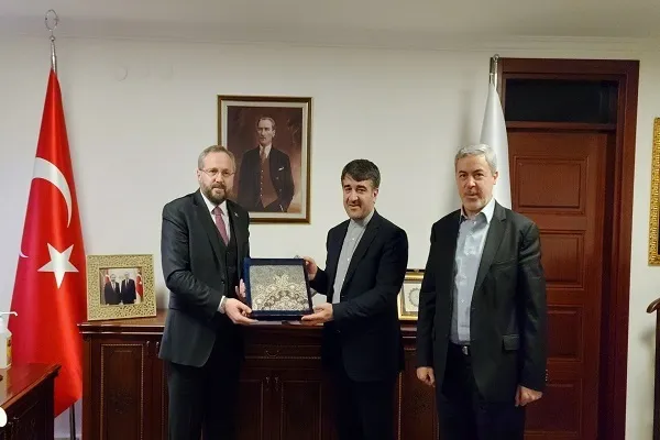 تقویت گفت‌وگوهای دینی علمای ایران با ترکیه
