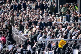 راهپيمايي سوگواران سردار دل‌ها در شيراز