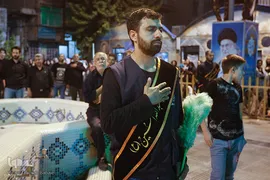 عزاداری شب عاشورای حسینی در 
حرم امام زاده حسن(ع)