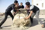 آيين سنتي سياه پوشان و برپايي خيمه عزاداري در آستانه ماه محرم - سمنان
