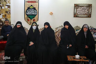 مراسم دیدار با چهار مادر قرآن و خانواده شهید 