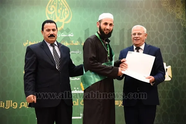 پایان مسابقات بین‌المللی قرآن و ابتهال در مصر + عکس