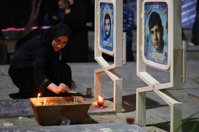 شام غریبان حسینی در گلستان شهدای اصفهان